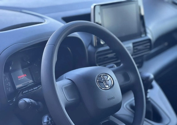 Toyota Proace City Verso cena 139200 przebieg: 1, rok produkcji 2023 z Kórnik małe 79